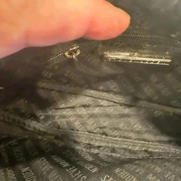 NWOT Steve Madden wristlet black quilted with silver hardware. - Picture 10 of 14